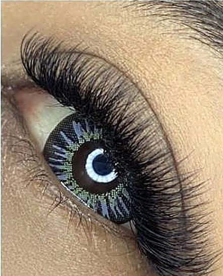 Cat-eye lash set with grey lens – Ellie Beauty, Singapore