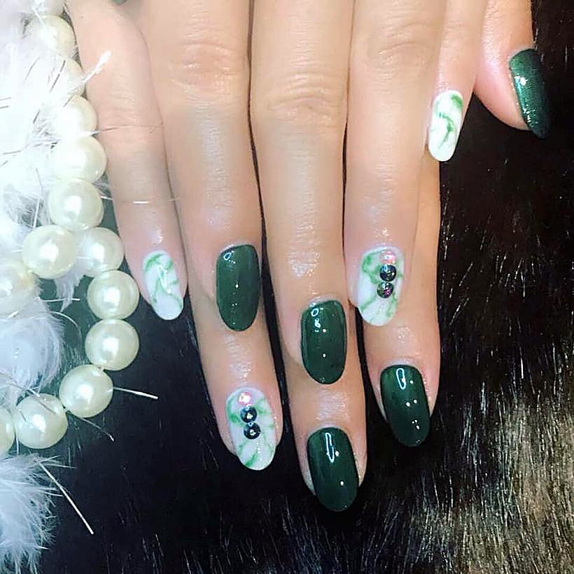 Dark green gel nails with flowers – Ellie Beauty, Singapore